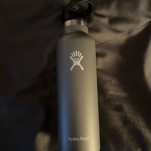 Grey 21 oz HydroFlask